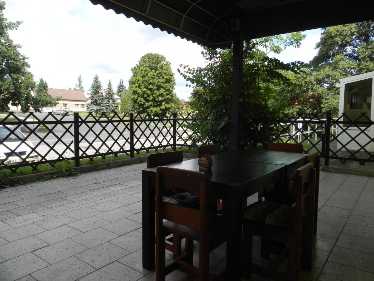 Penzion Krásný Dvůr Exterior foto