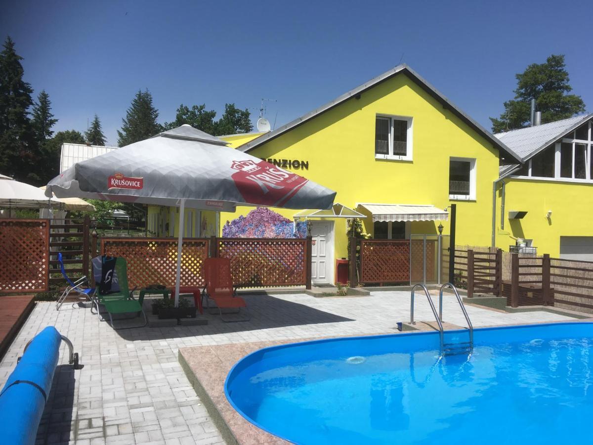 Penzion Krásný Dvůr Exterior foto